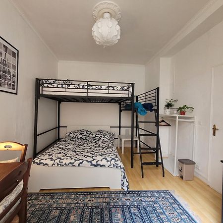 Cozy And Nice Homestay Room - Chambre D'Hote パリ エクステリア 写真