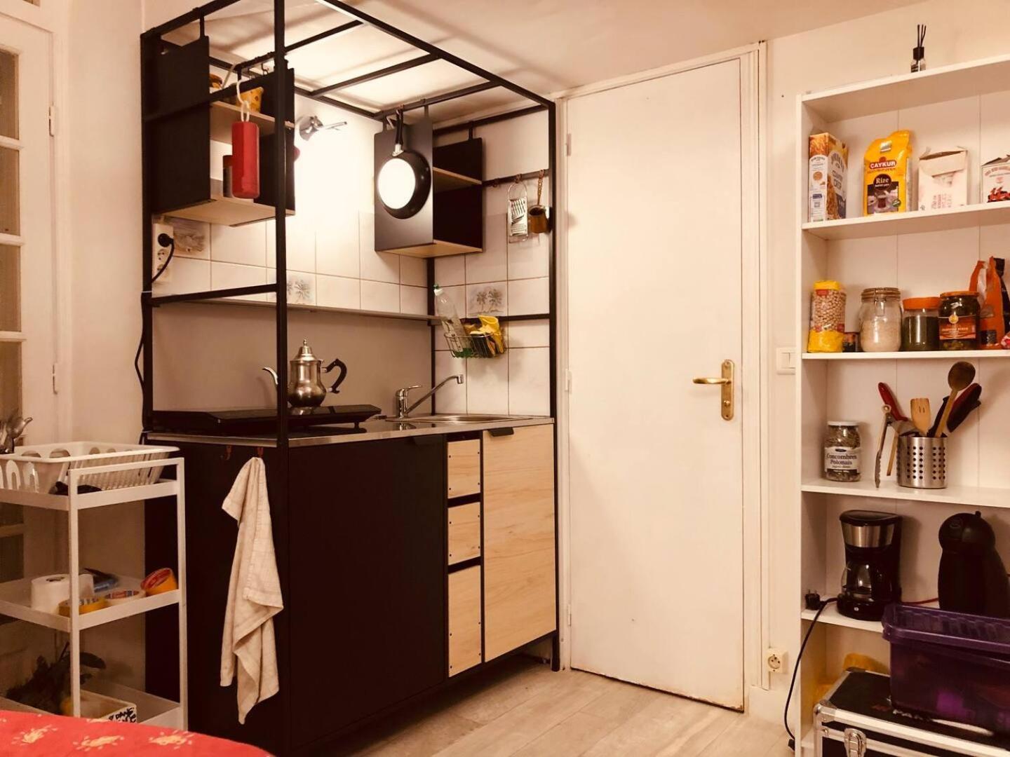Cozy And Nice Homestay Room - Chambre D'Hote パリ エクステリア 写真