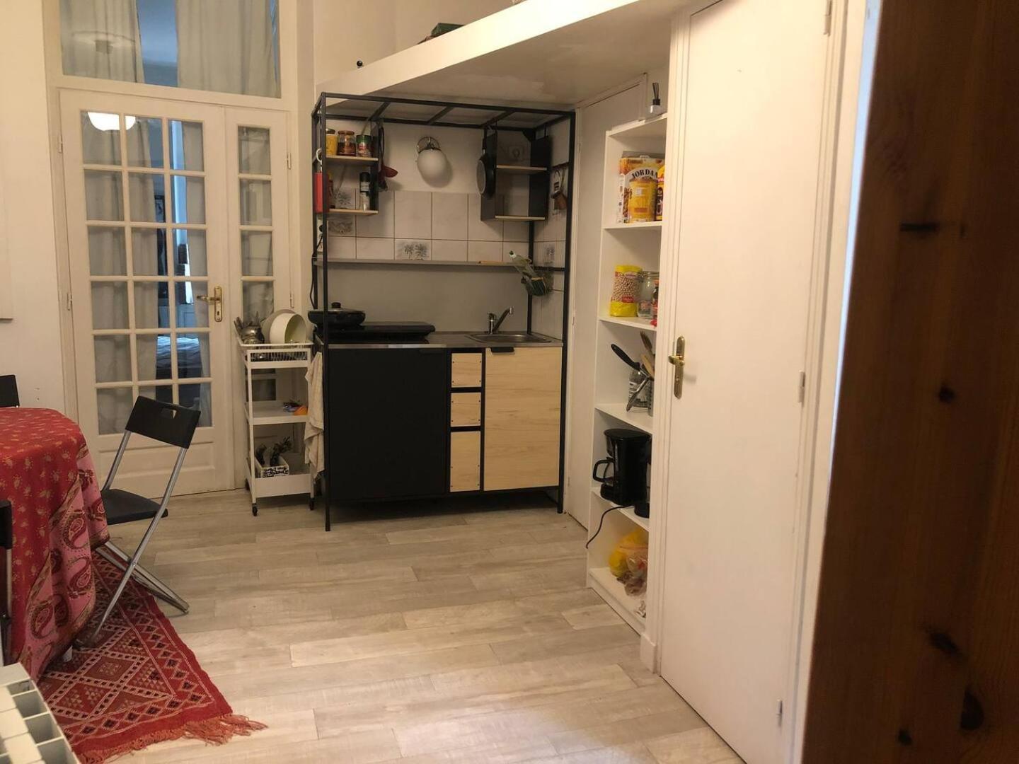 Cozy And Nice Homestay Room - Chambre D'Hote パリ エクステリア 写真